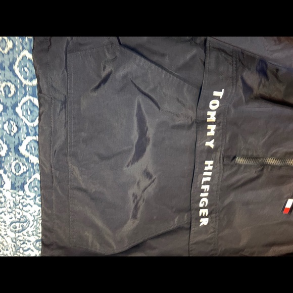 Tommy Hilfiger Taslan popover logo jacket - Picture 4 of 10